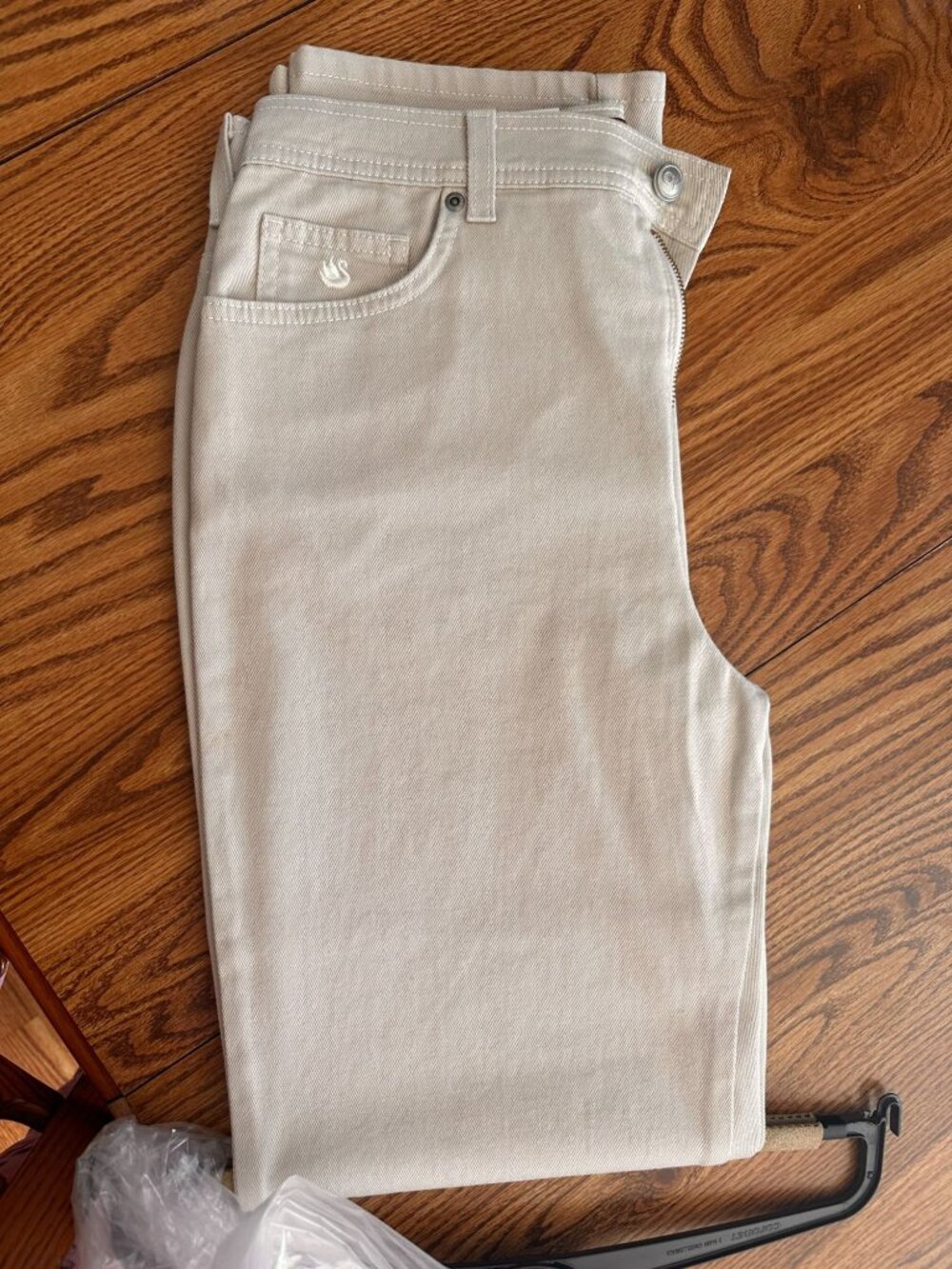 NWT beige Gloria Vanderbilt jeans size 10 stretch average Classic Fit Amanda
